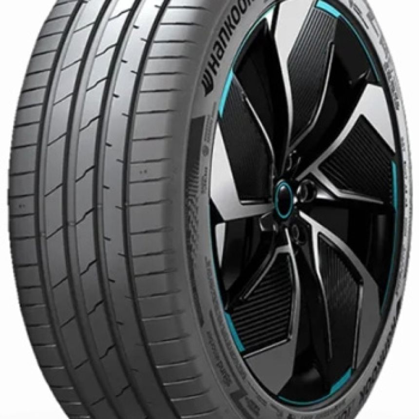 iON FlexClimate  IL01A 215/55-17 V